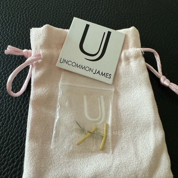 Uncommon James Illusion Stud Earrings NWOT - Picture 6 of 7